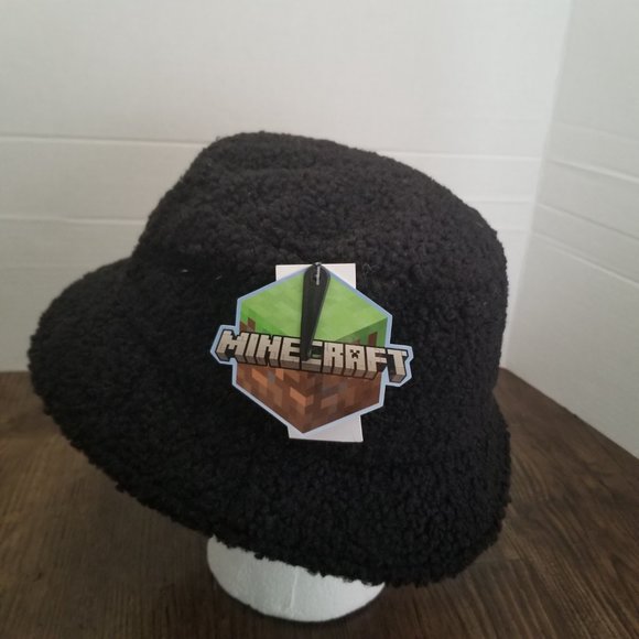 Minecraft Creeper Sherpa Bucket Hat - Picture 4 of 9